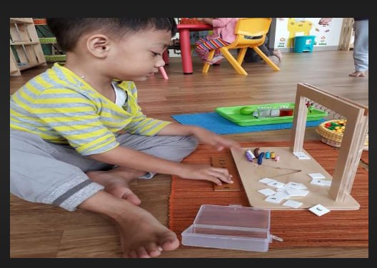 5 Kegiatan Montessori Anak